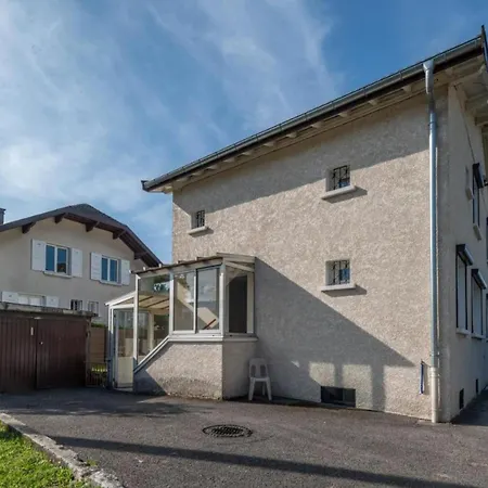 Holiday home Cosy With Garden Near *
